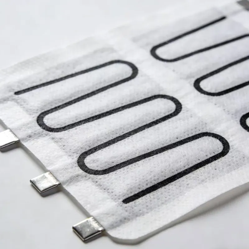 Нагревательный элемент на нетканом материале.4